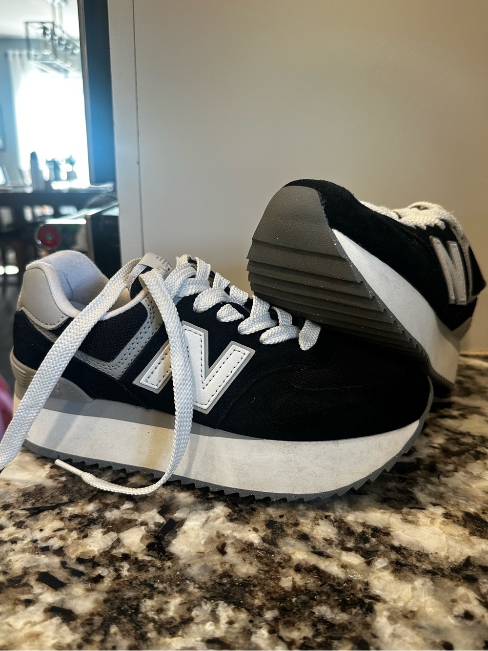 New Balance Black and White Platform Sneakers for Women - Picture 2 of 4